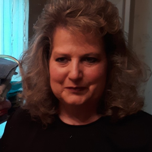 Meet your Posher, Nancy - Picture 2 of 2